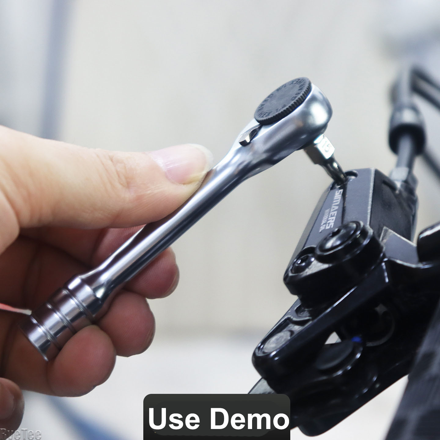 طقم مفاتيح راتشيت مزدوجة الرأس - مراجعة Mini Workshop Tools وسعره